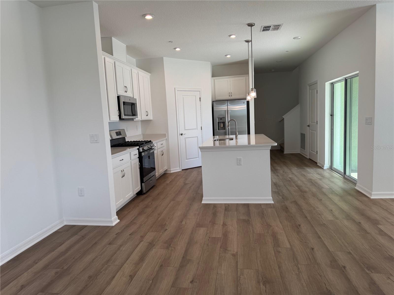 301 PLATFORM LN, DEBARY, FL, 32713