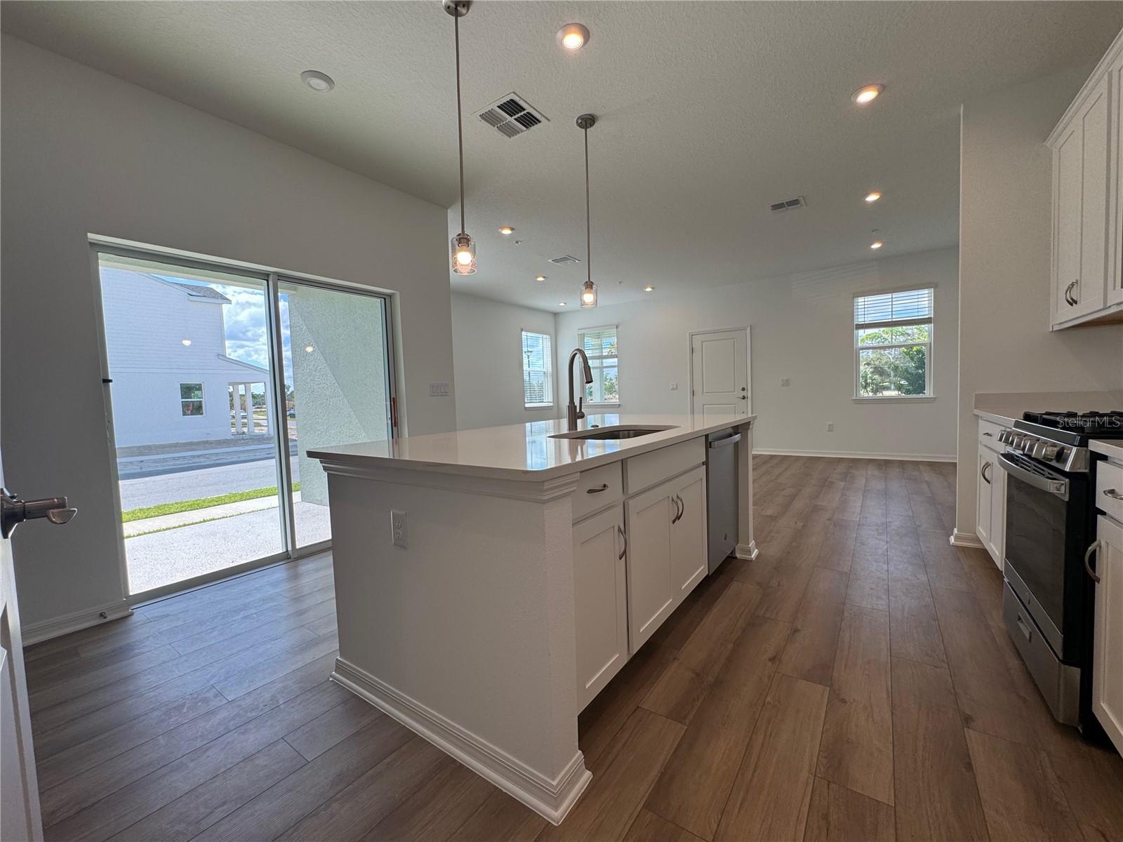 301 PLATFORM LN, DEBARY, FL, 32713