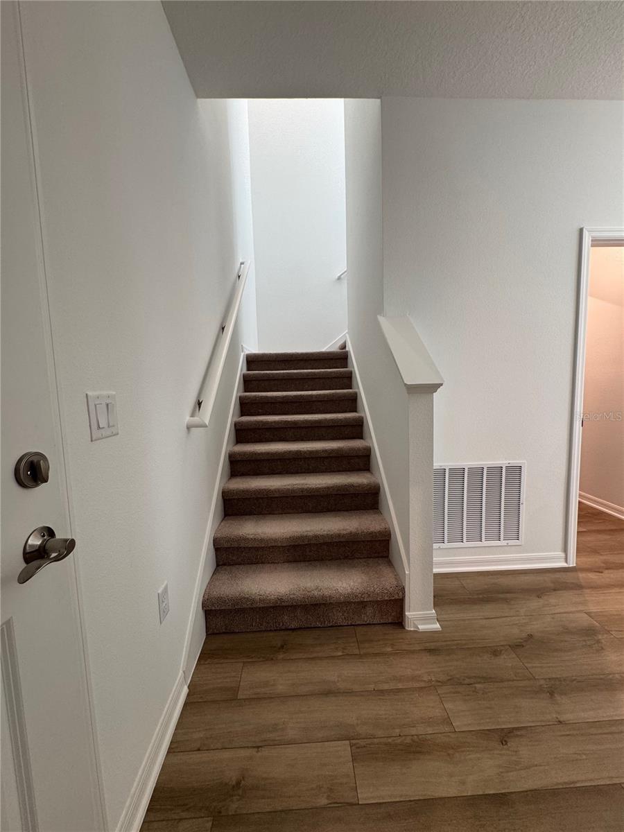 301 PLATFORM LN, DEBARY, FL, 32713