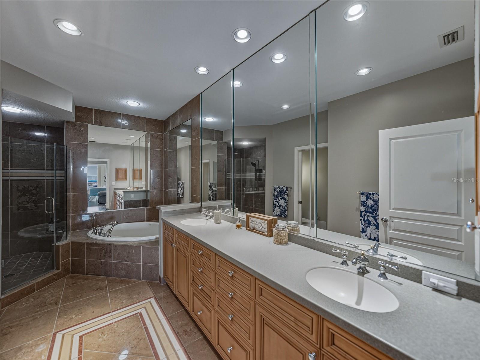 Large full Primary bath