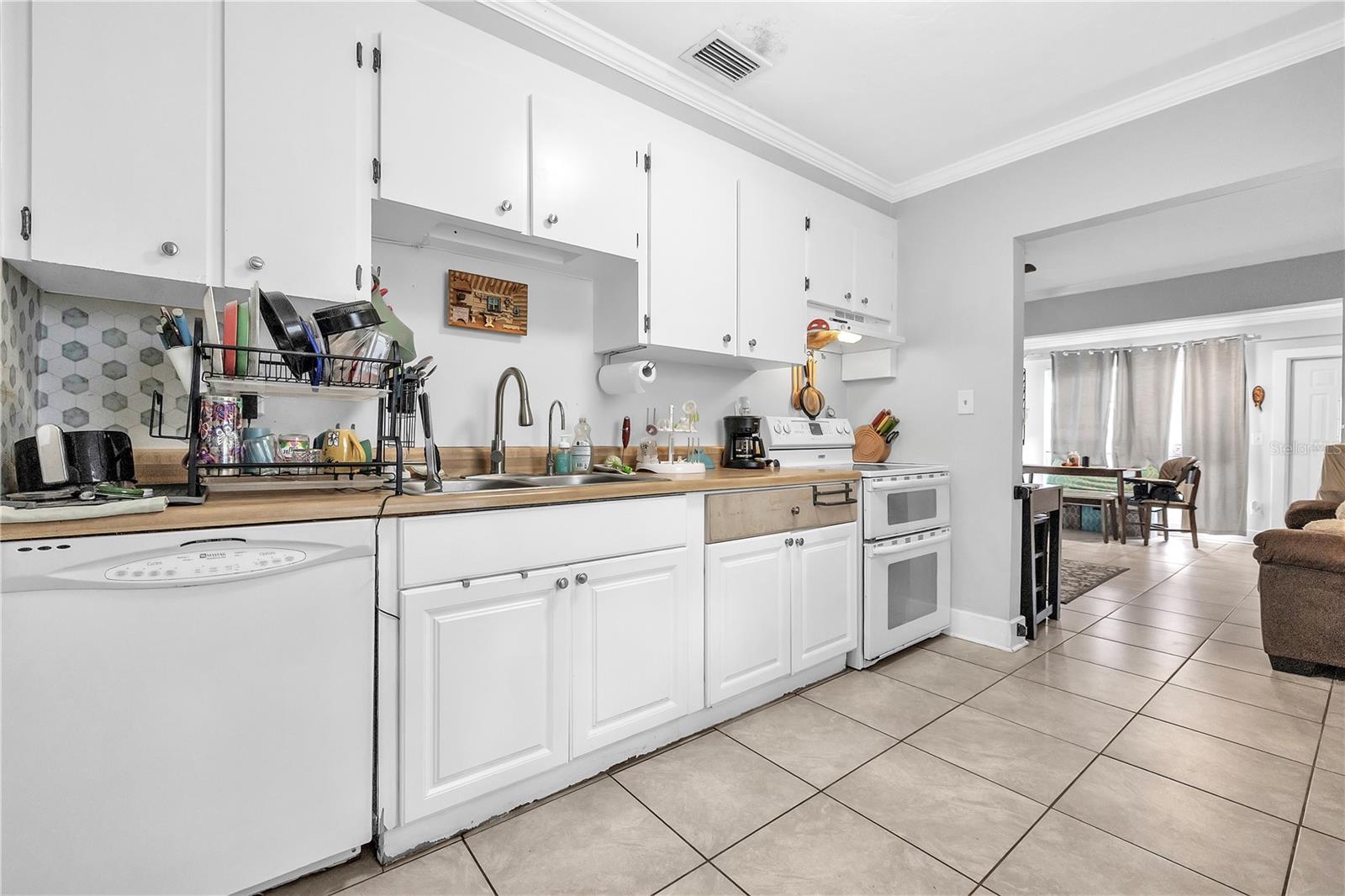 2055 WALTMAN ST, FORT MYERS, FL, 33901