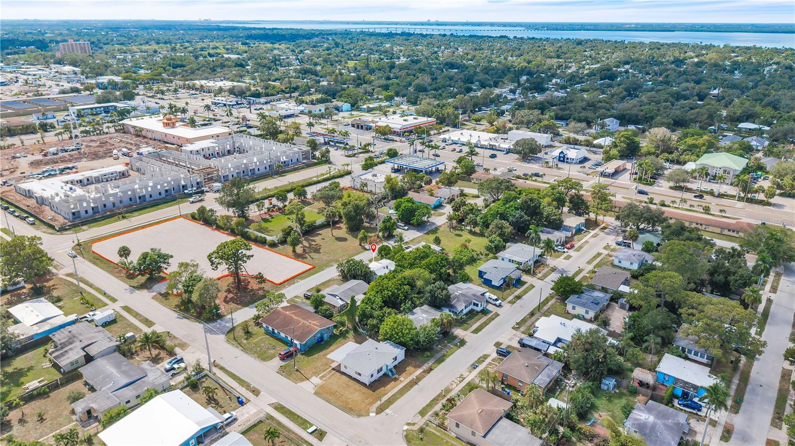 2055 WALTMAN ST, FORT MYERS, FL, 33901