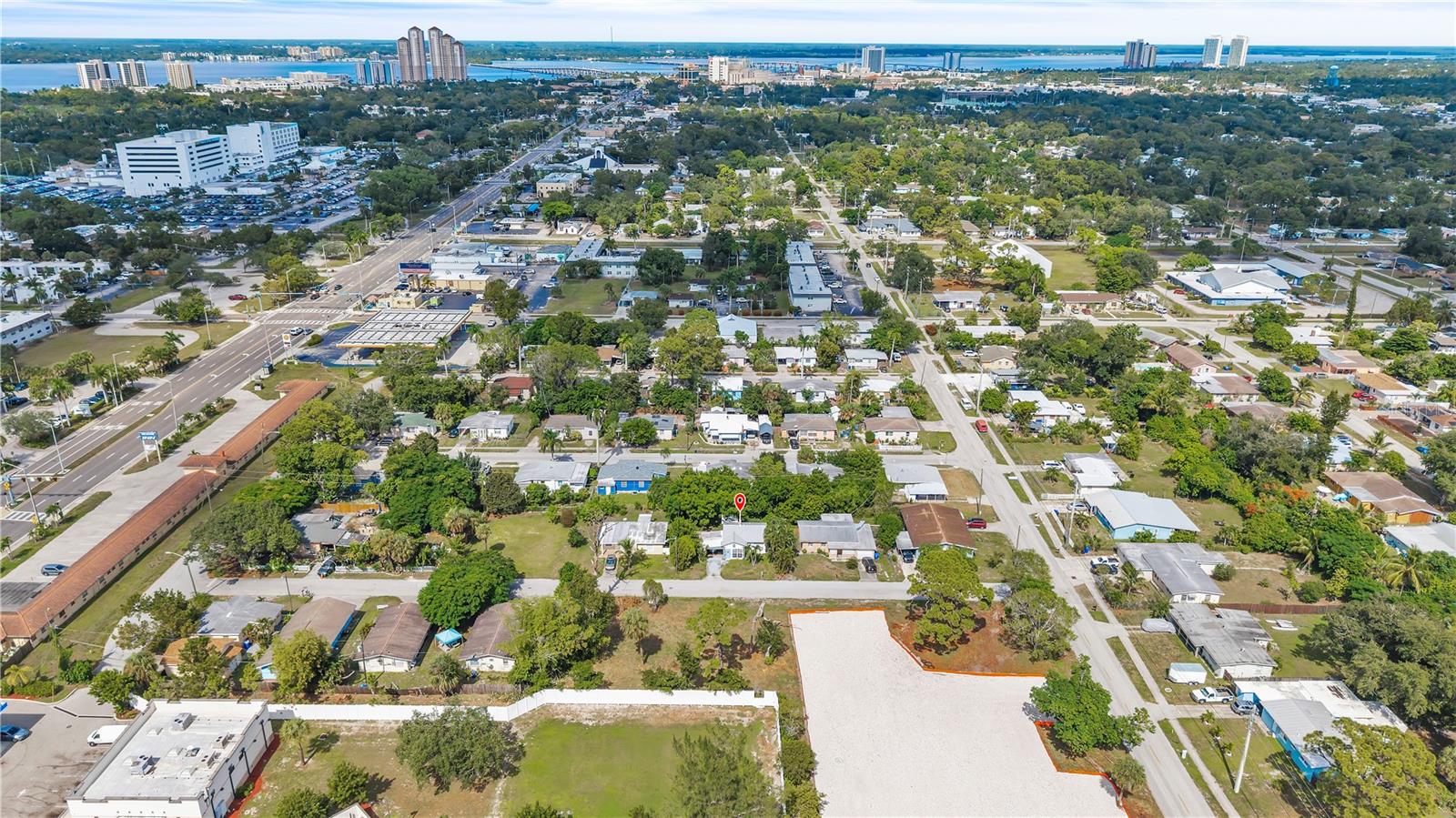 2055 WALTMAN ST, FORT MYERS, FL, 33901