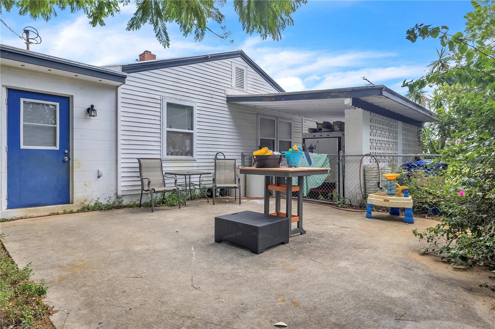 2055 WALTMAN ST, FORT MYERS, FL, 33901