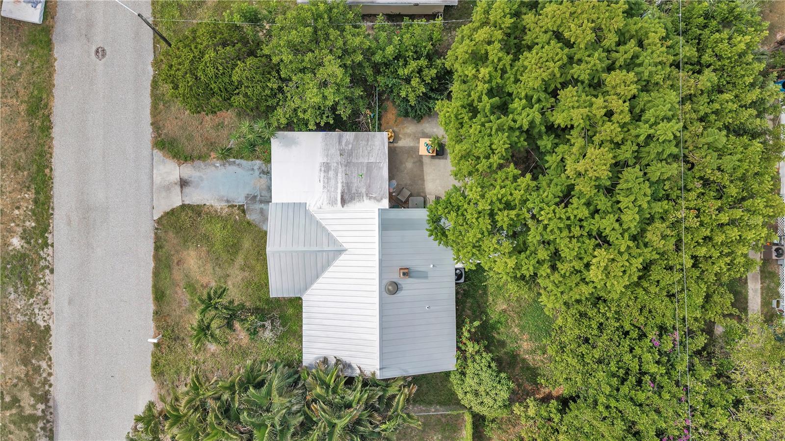 2055 WALTMAN ST, FORT MYERS, FL, 33901