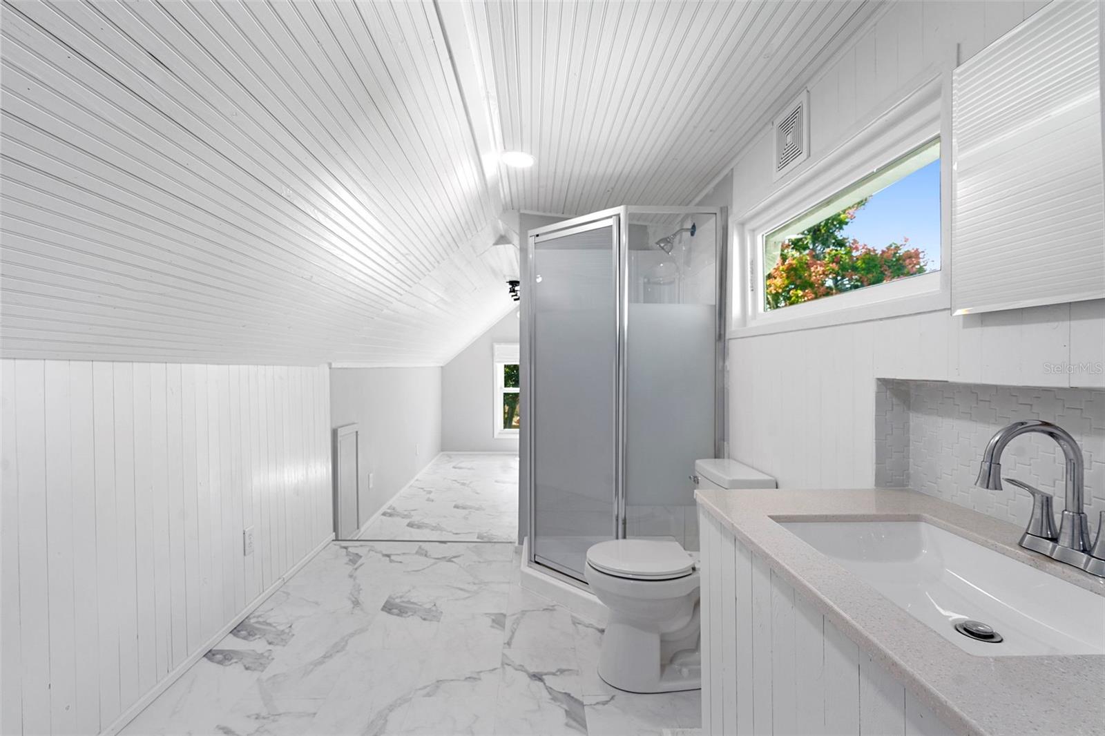 210 W UNIVERSITY AVE, DELAND, FL, 32720