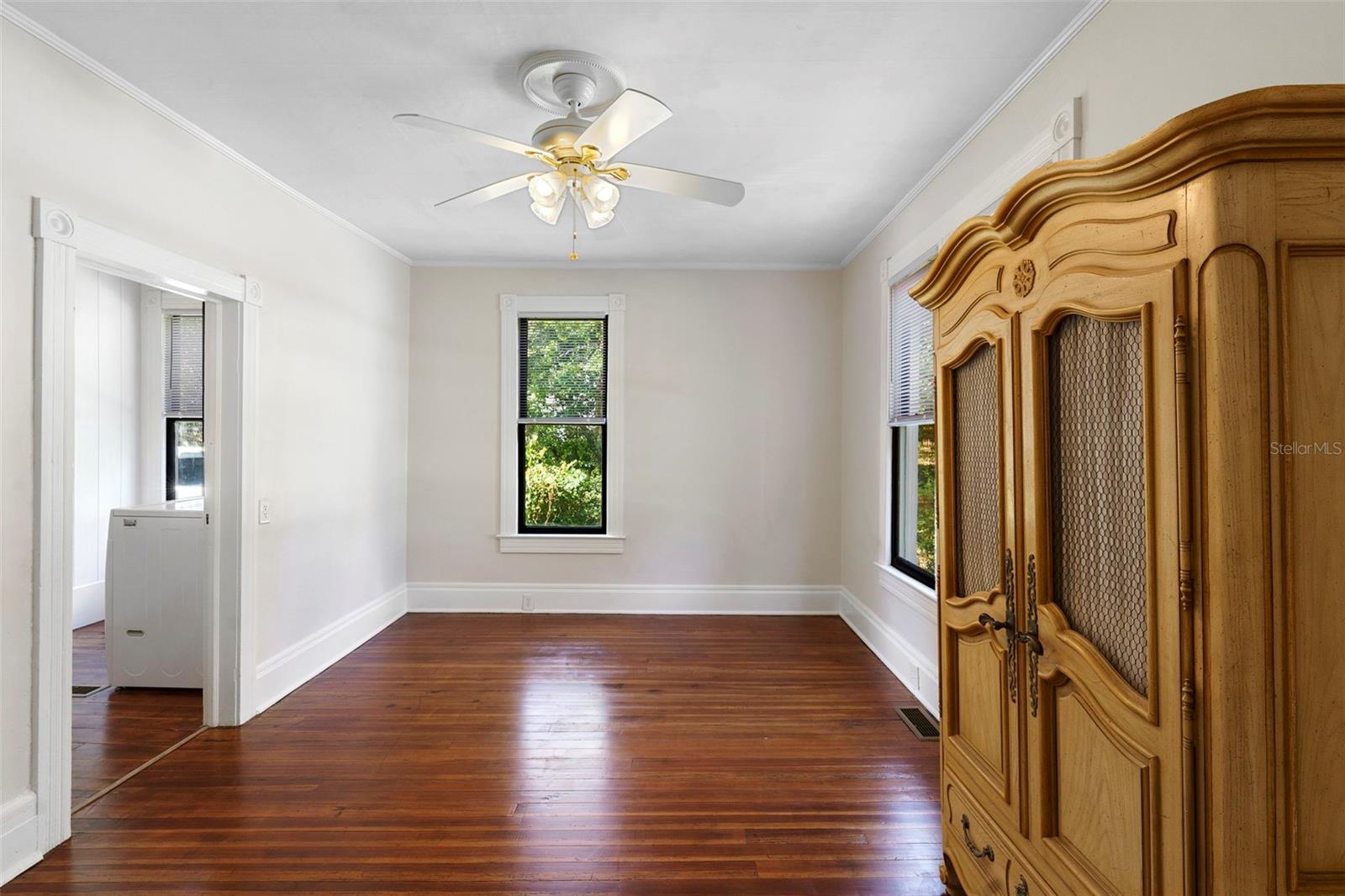 210 W UNIVERSITY AVE, DELAND, FL, 32720