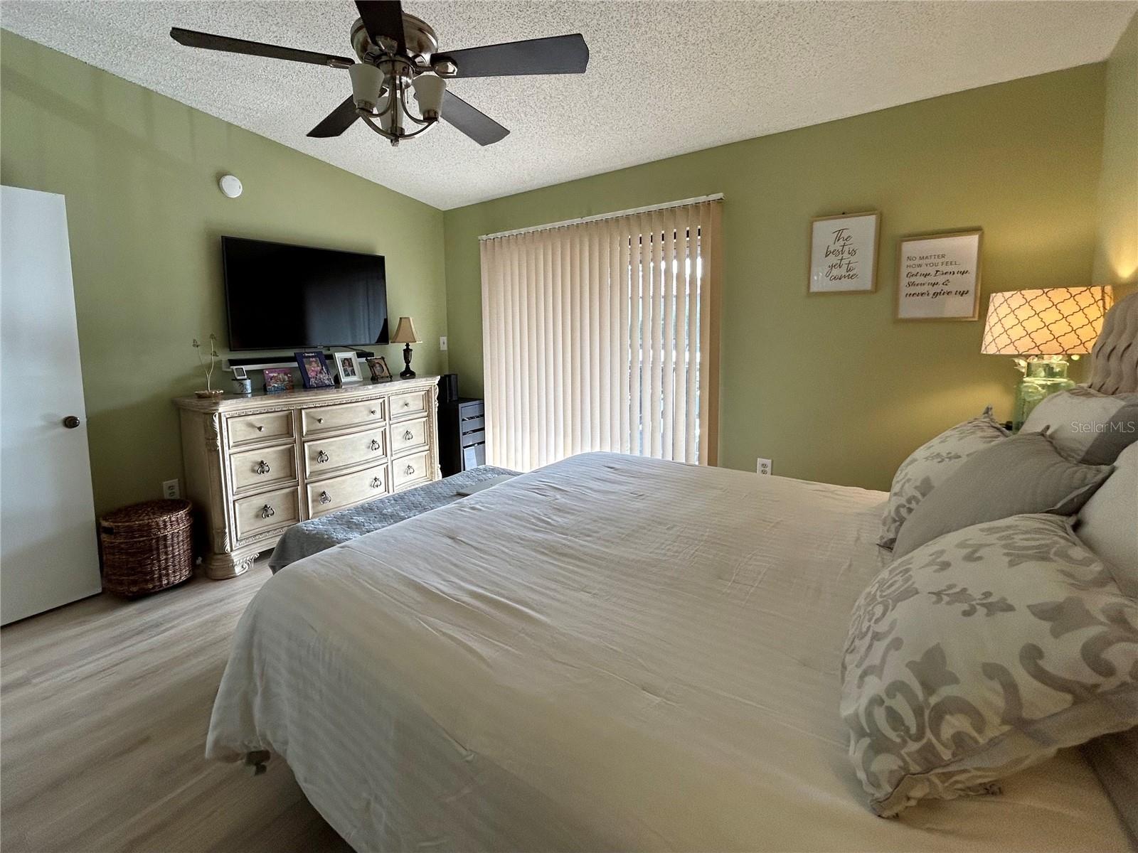 708 HAMMOCK PINE BLVD #708, CLEARWATER, FL, 33761