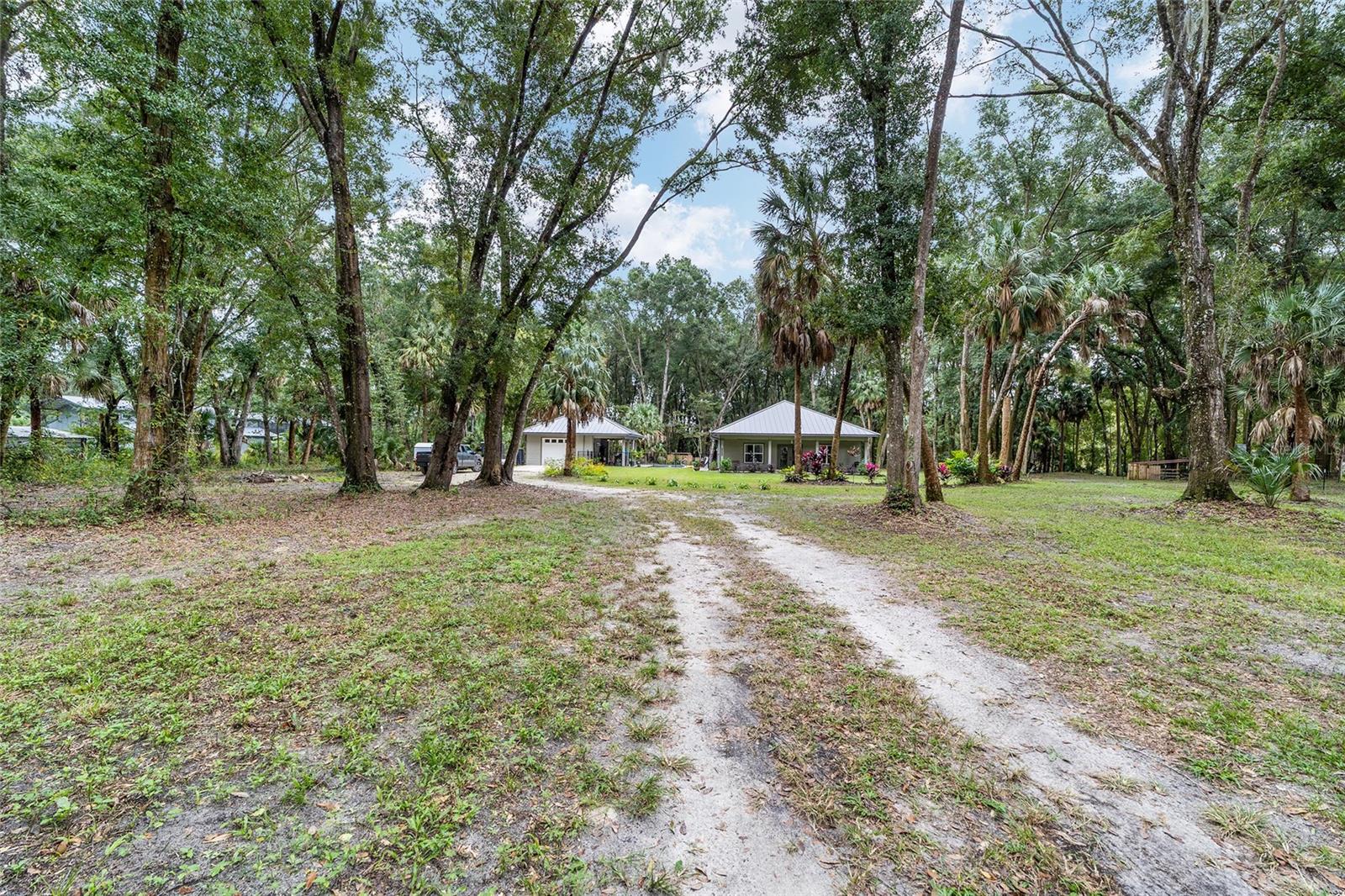 19189 N US HIGHWAY 301, CITRA, FL, 32113