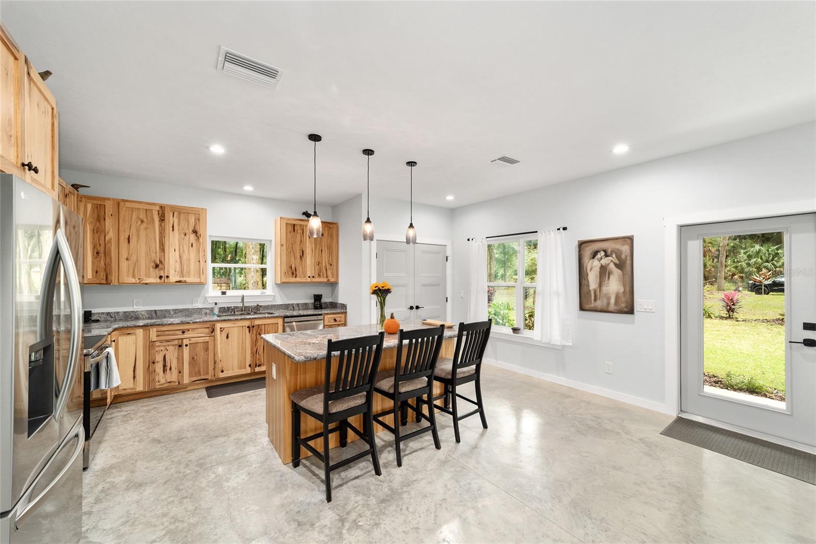 19189 N US HIGHWAY 301, CITRA, FL, 32113