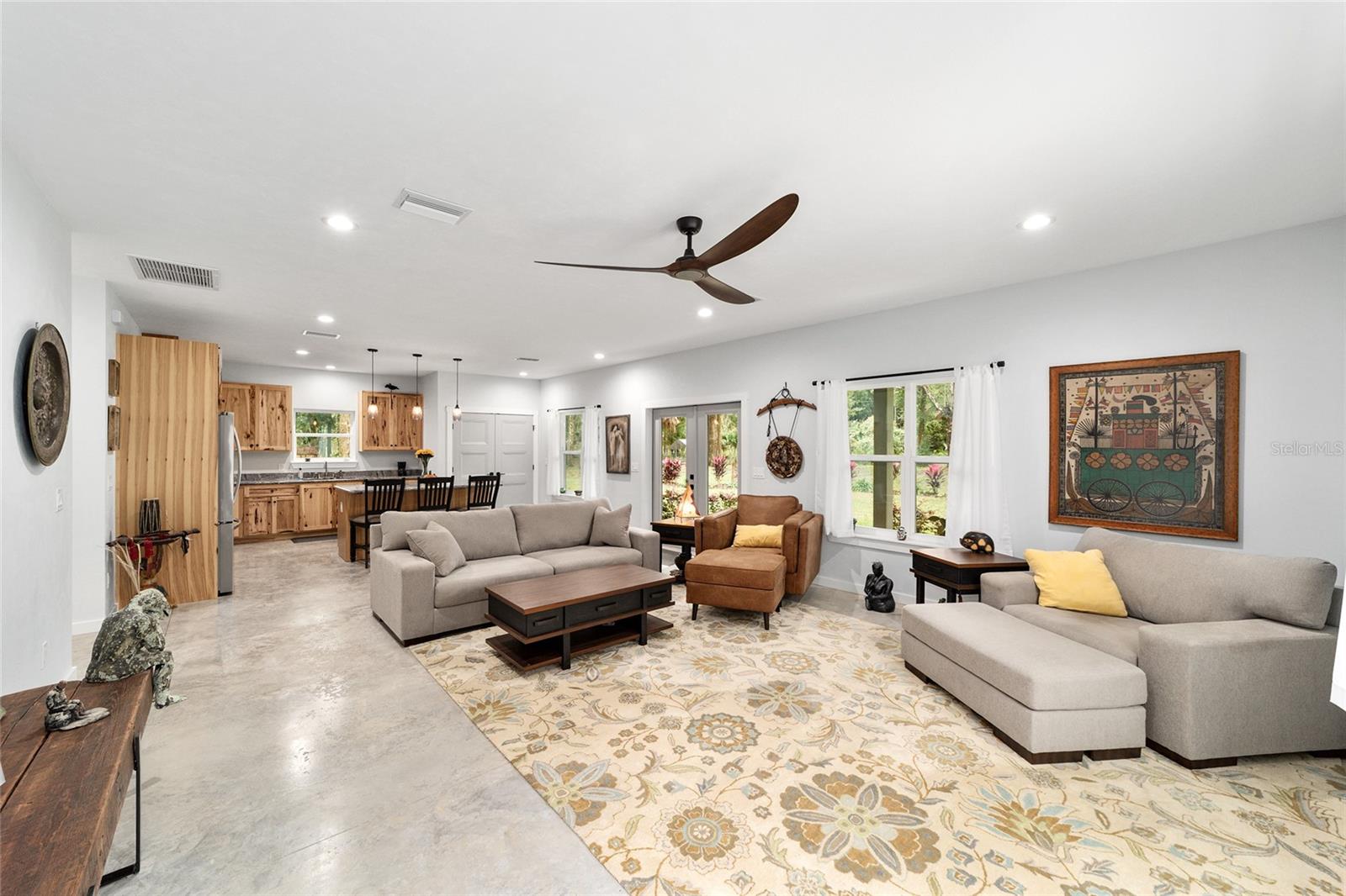 19189 N US HIGHWAY 301, CITRA, FL, 32113