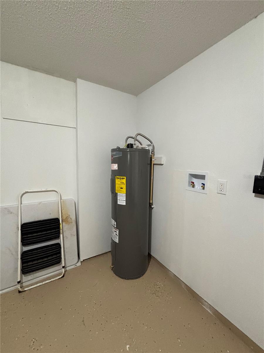 4928 AMHERST CT, NEW PORT RICHEY, FL, 34652