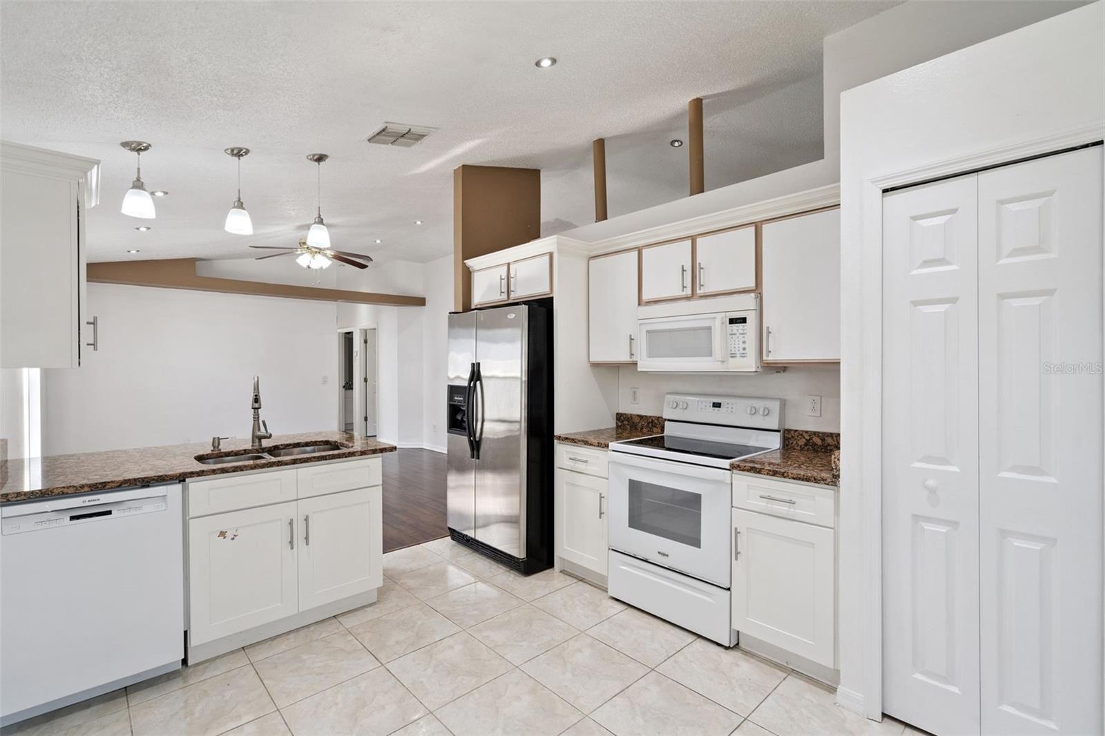 4116 BERKSHIRE BAY CT, ORLANDO, FL, 32822