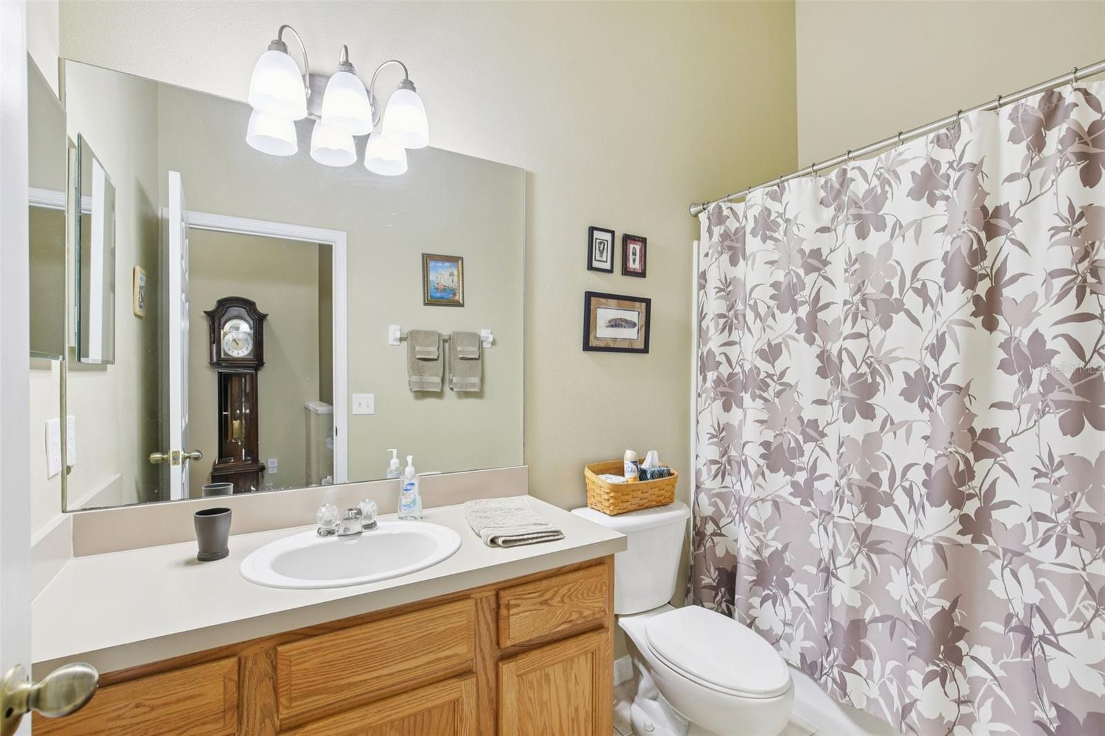 8513 SHALLOW CREEK CT, NEW PORT RICHEY, FL, 34653