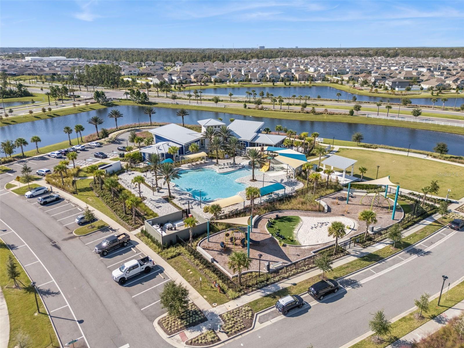 9867 WALKWAY DR, ORLANDO, FL, 32832