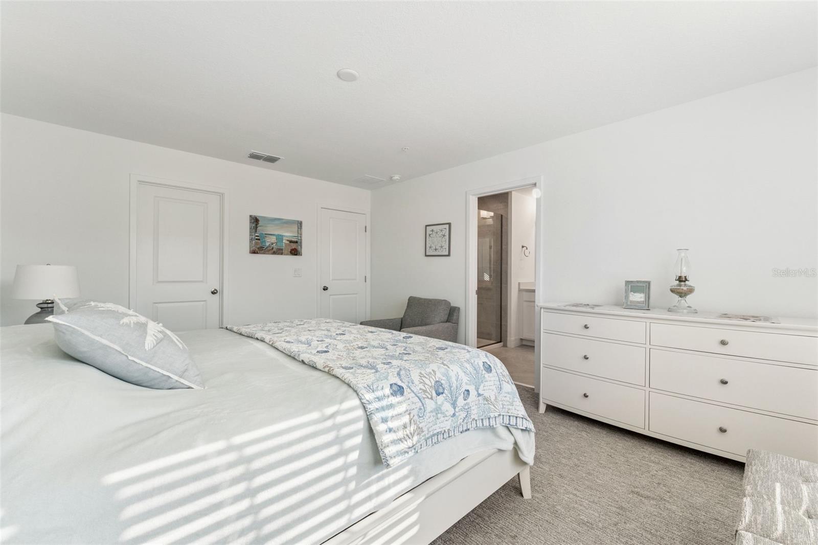 9867 WALKWAY DR, ORLANDO, FL, 32832