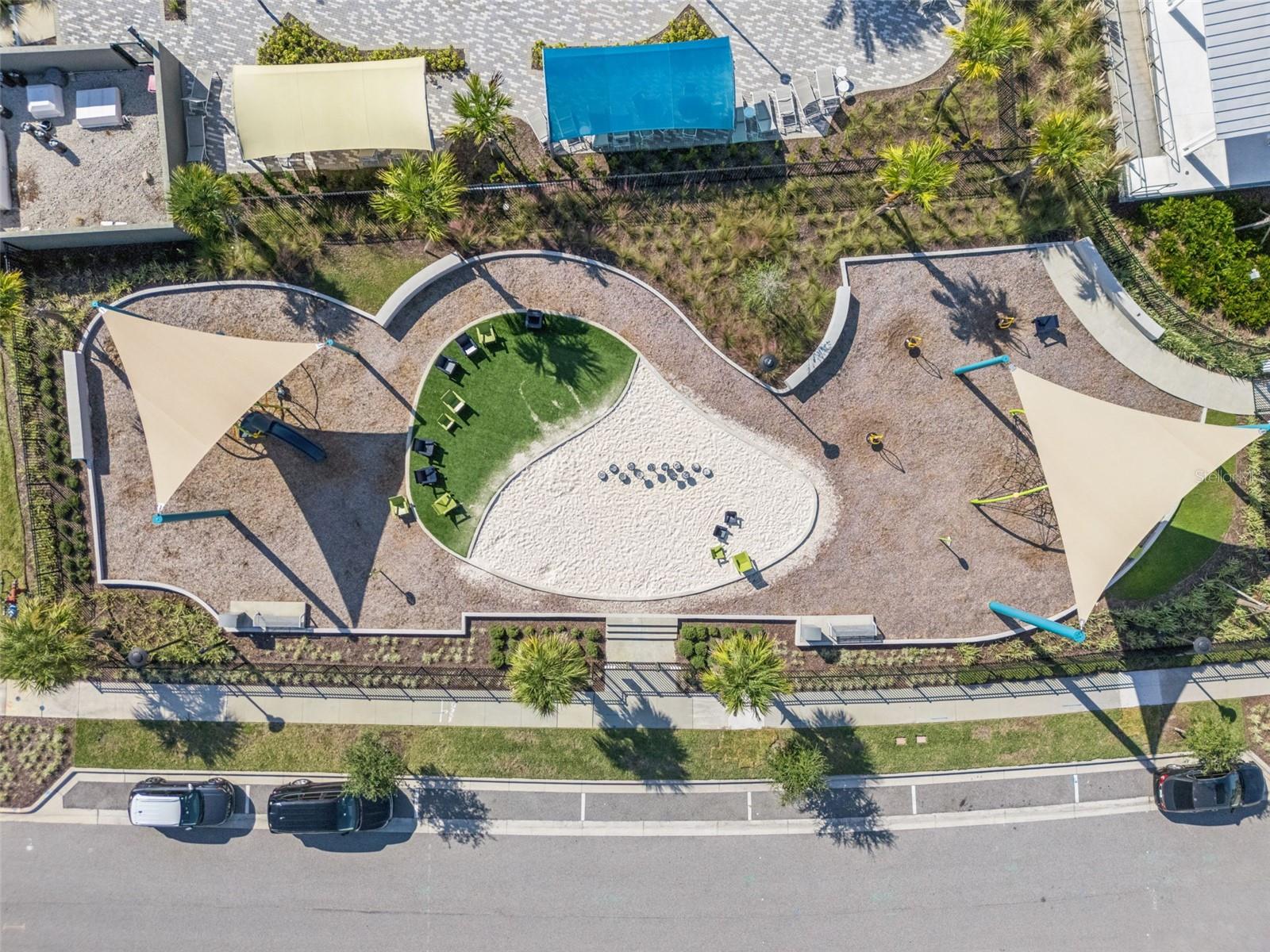 9867 WALKWAY DR, ORLANDO, FL, 32832