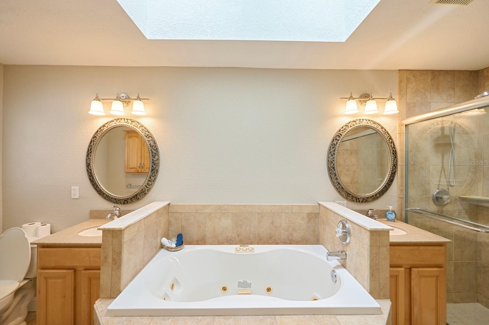 8521 SANDBERRY BLVD, ORLANDO, FL, 32819