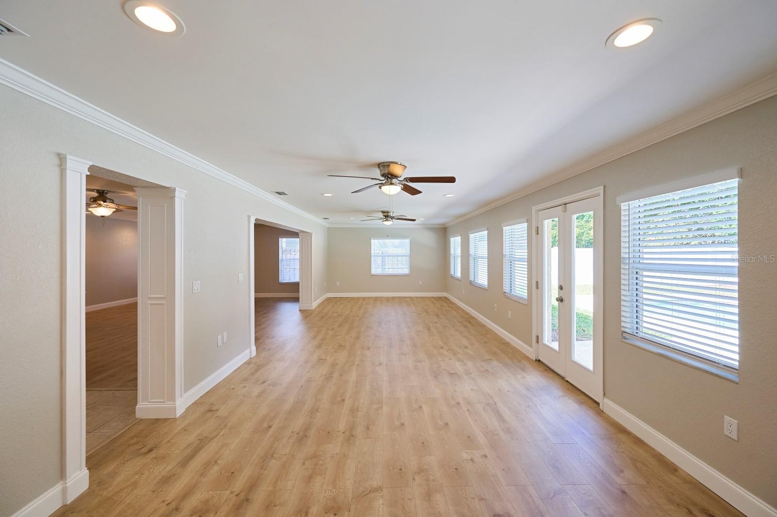 8521 SANDBERRY BLVD, ORLANDO, FL, 32819