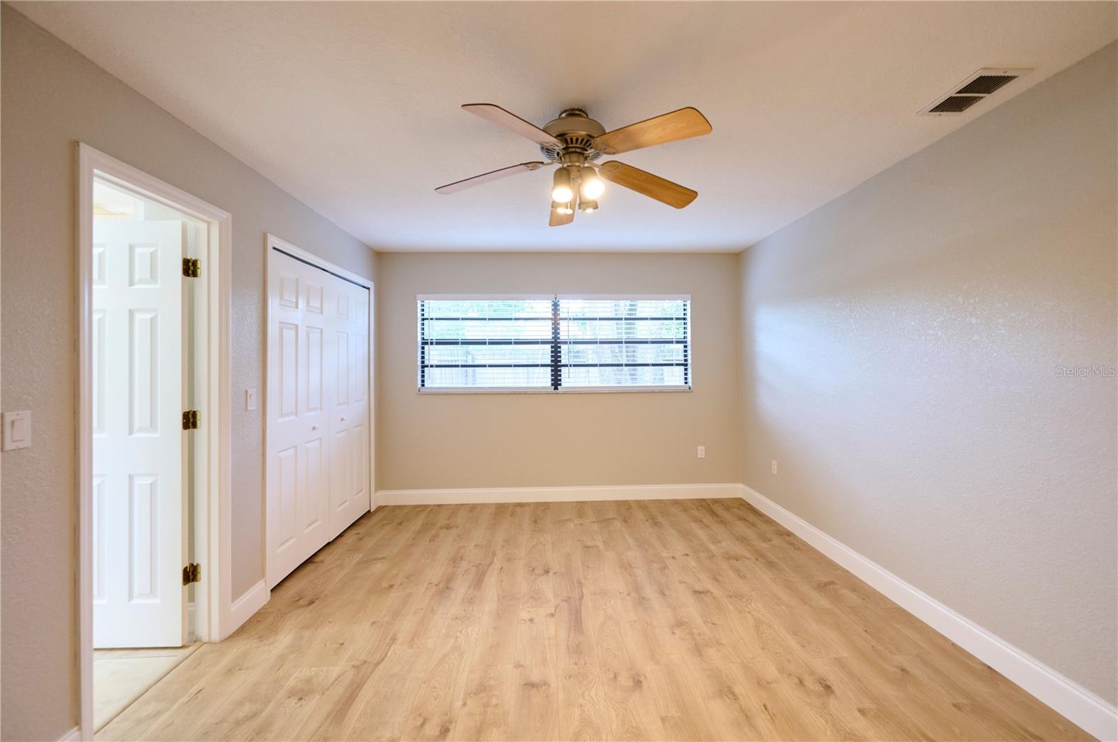 8521 SANDBERRY BLVD, ORLANDO, FL, 32819