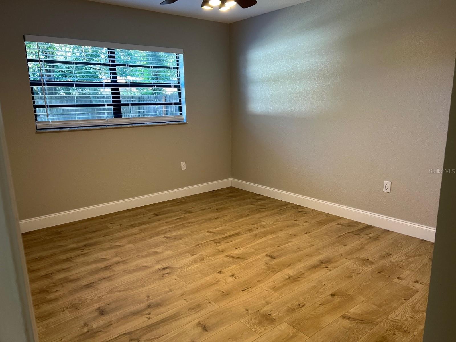 8521 SANDBERRY BLVD, ORLANDO, FL, 32819