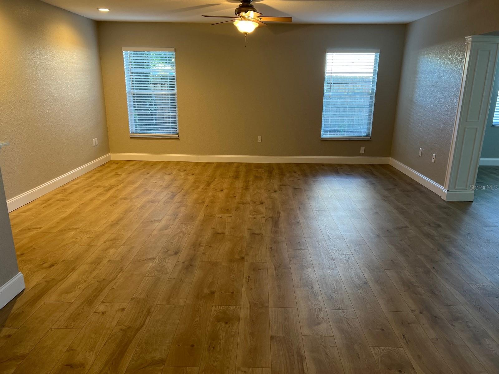 8521 SANDBERRY BLVD, ORLANDO, FL, 32819