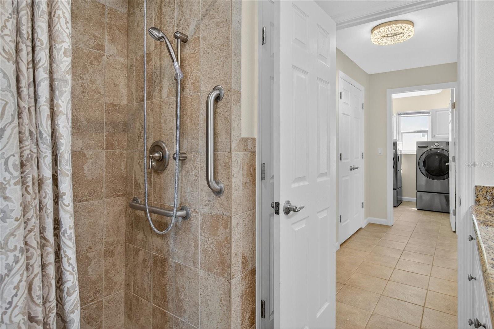 6130 BAYOU GRANDE BLVD NE, ST PETERSBURG, FL, 33703