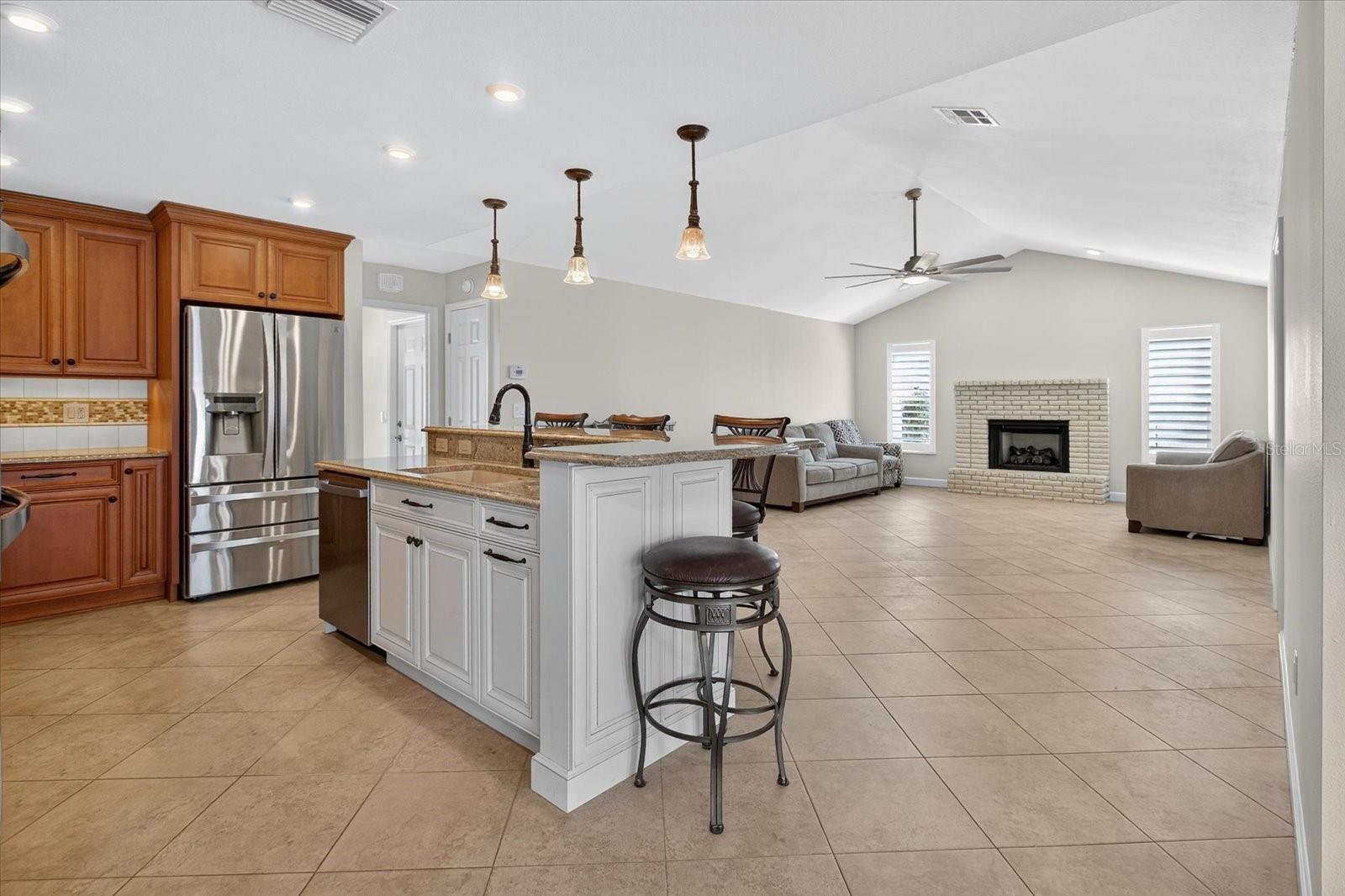 6130 BAYOU GRANDE BLVD NE, ST PETERSBURG, FL, 33703