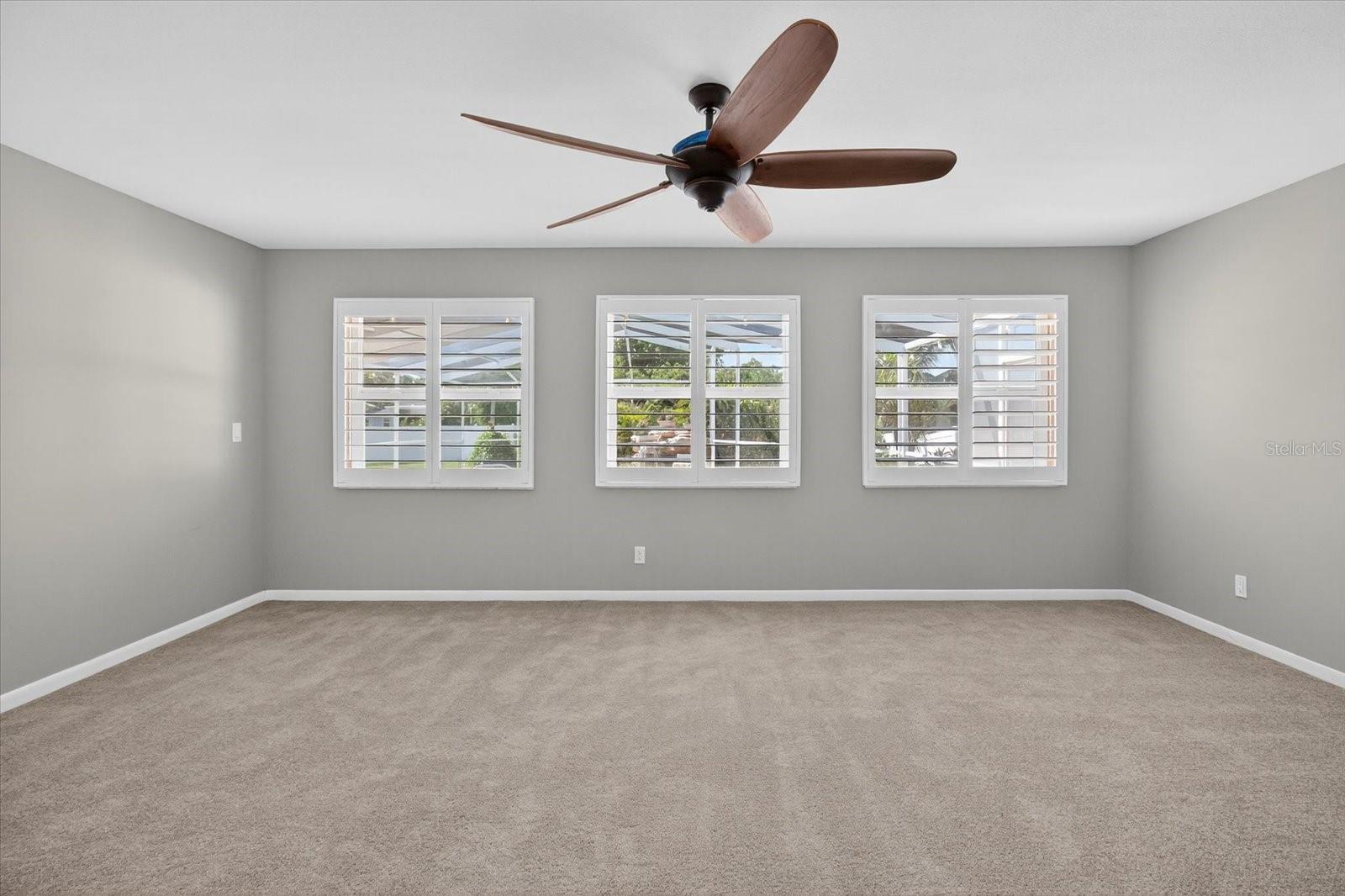 6130 BAYOU GRANDE BLVD NE, ST PETERSBURG, FL, 33703