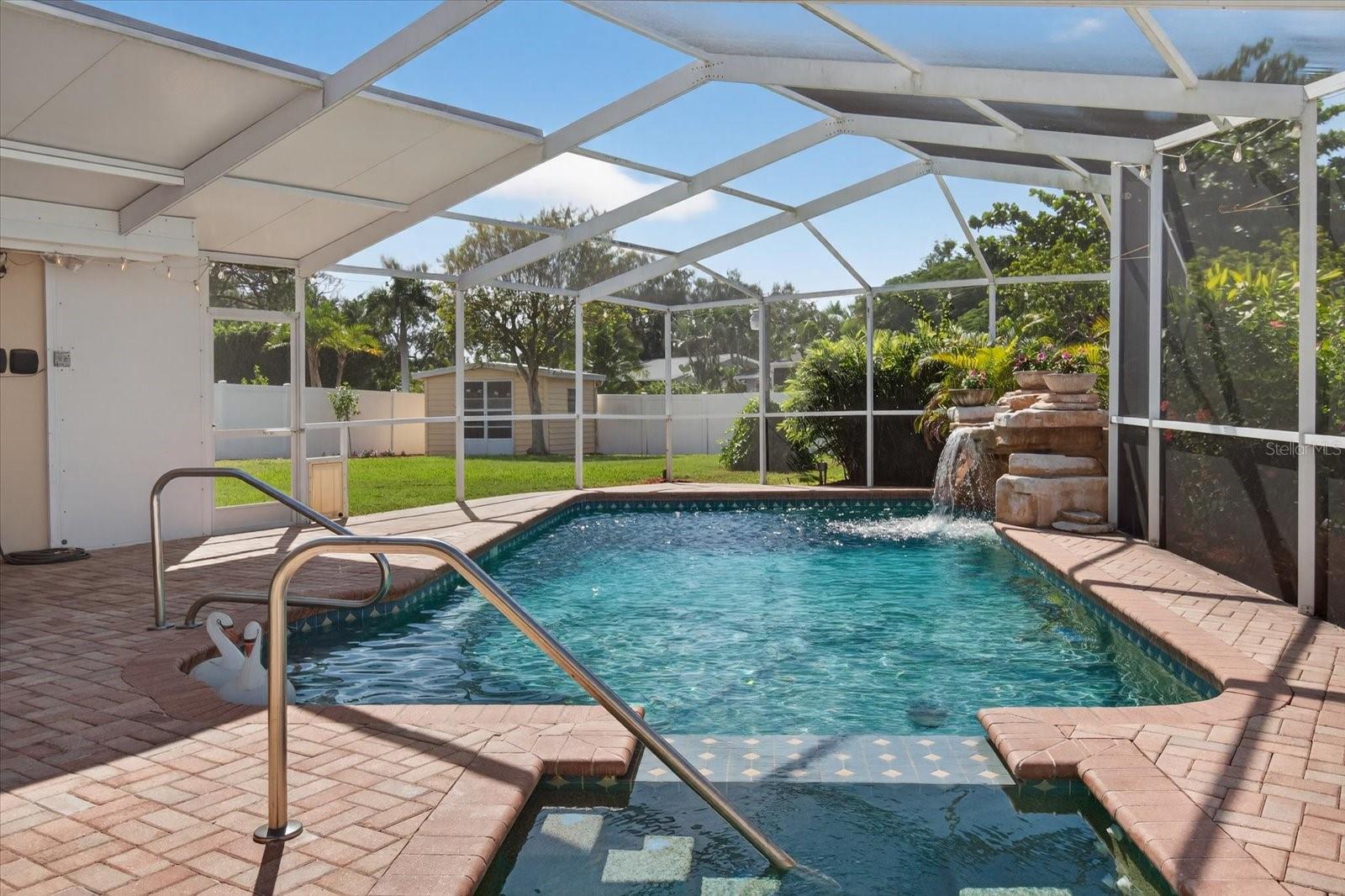 6130 BAYOU GRANDE BLVD NE, ST PETERSBURG, FL, 33703