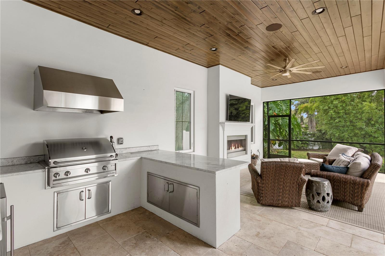 TB8441798 Property Photo