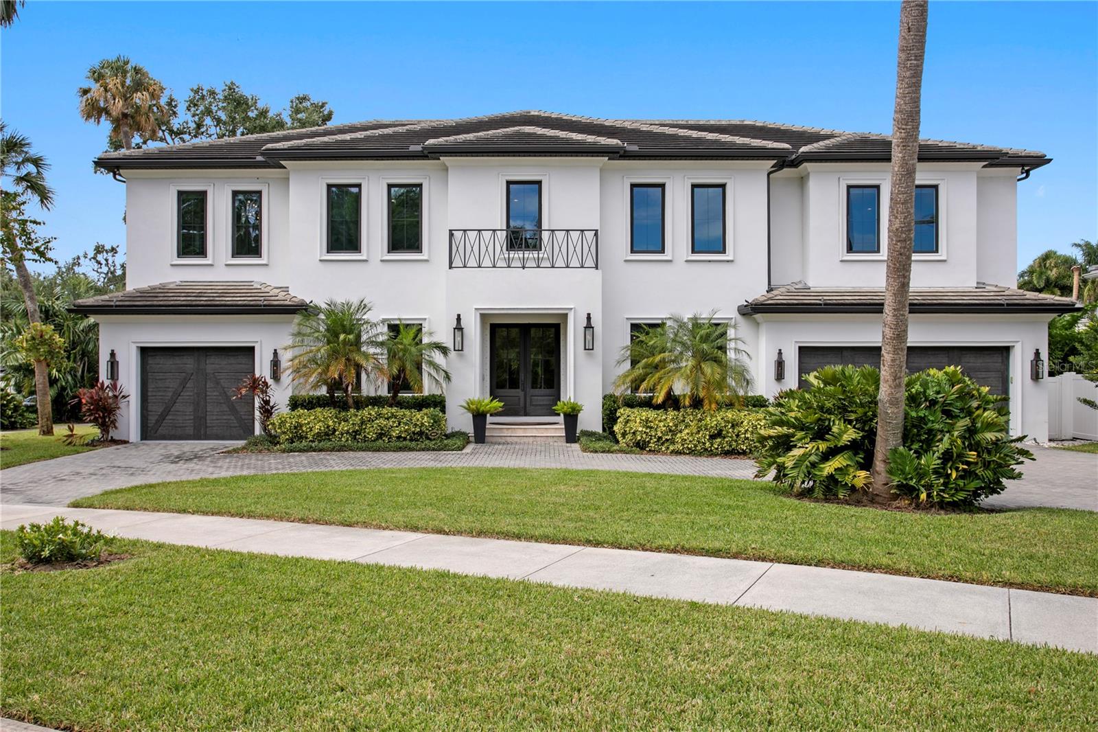 TB8441798 Property Photo