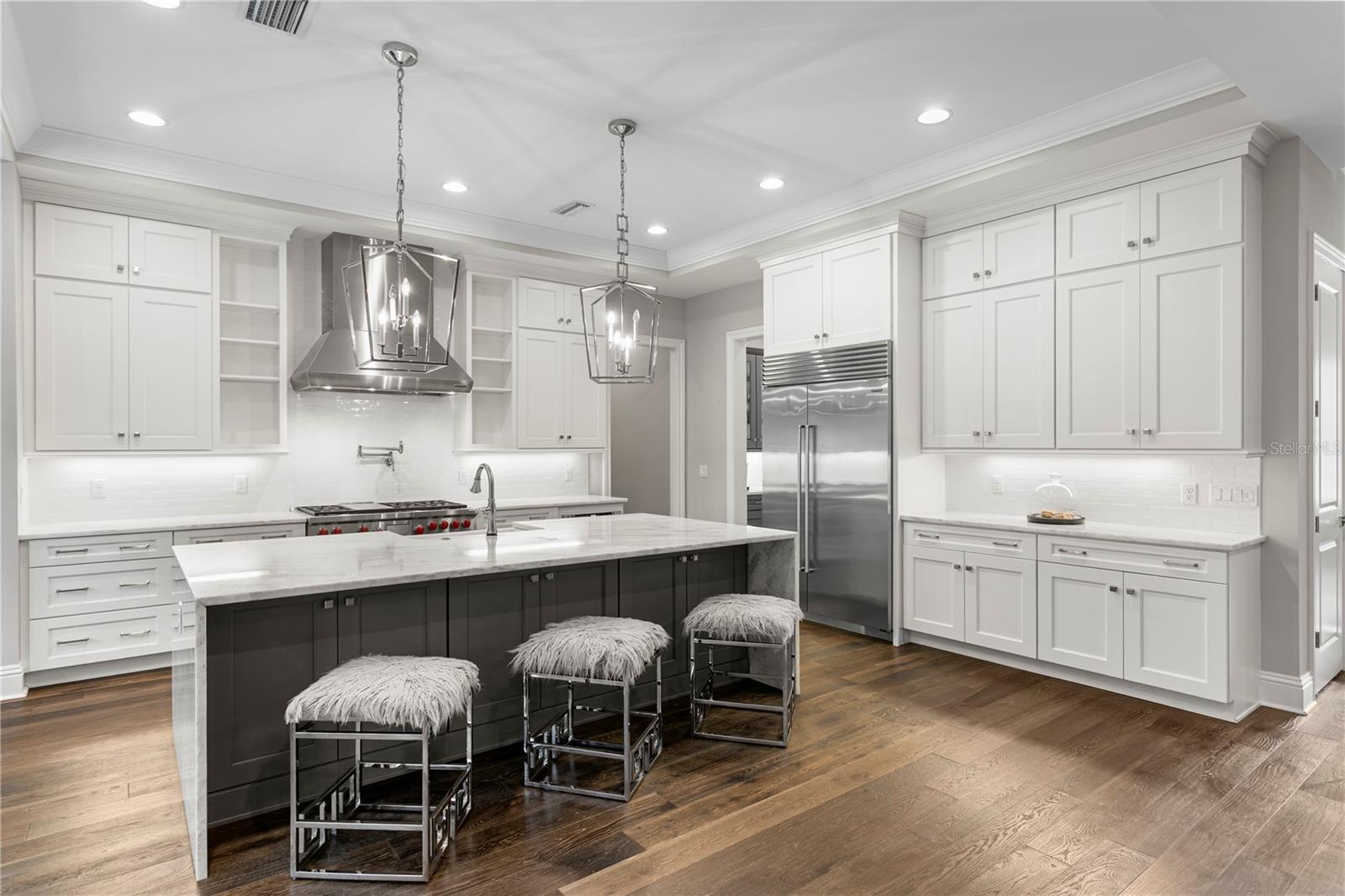 TB8441798 Property Photo