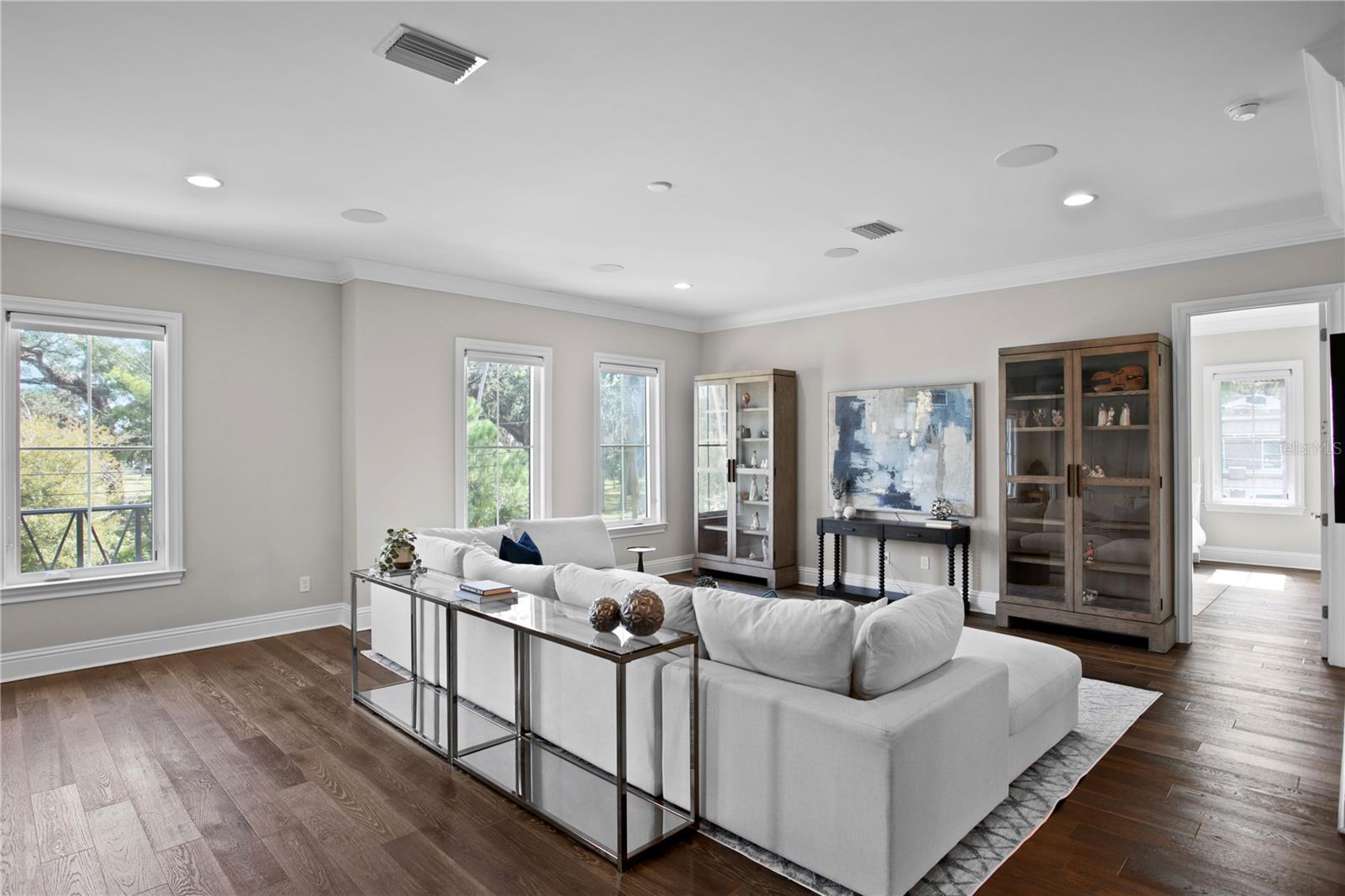 TB8441798 Property Photo