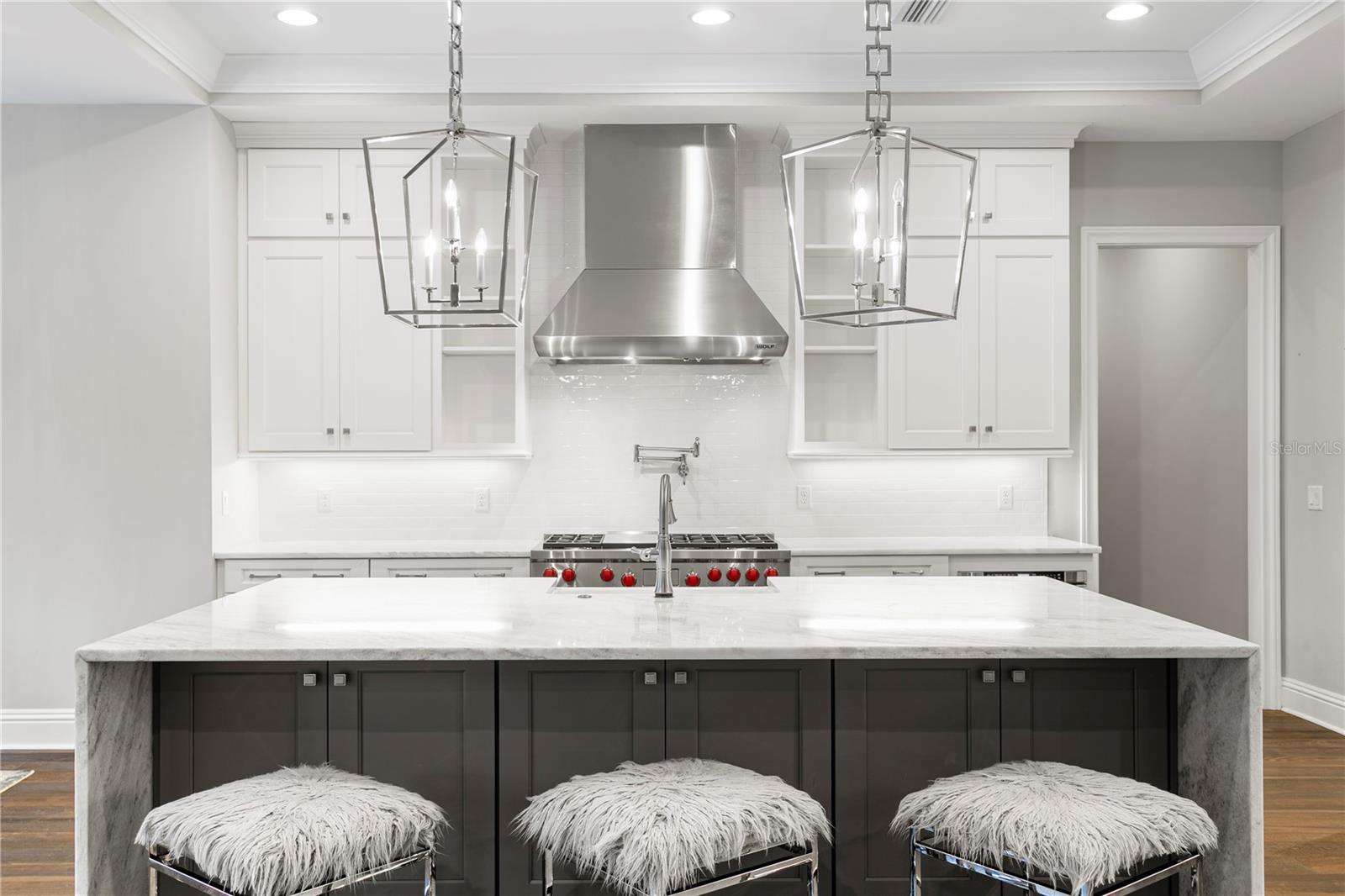 TB8441798 Property Photo