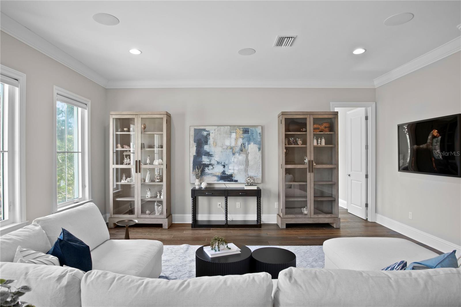 TB8441798 Property Photo