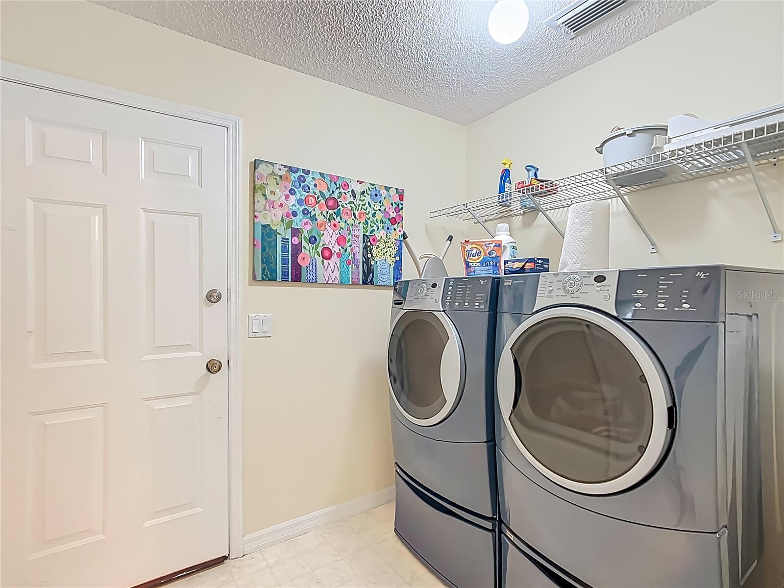 208 DESOTA CT, LADY LAKE, FL, 32159