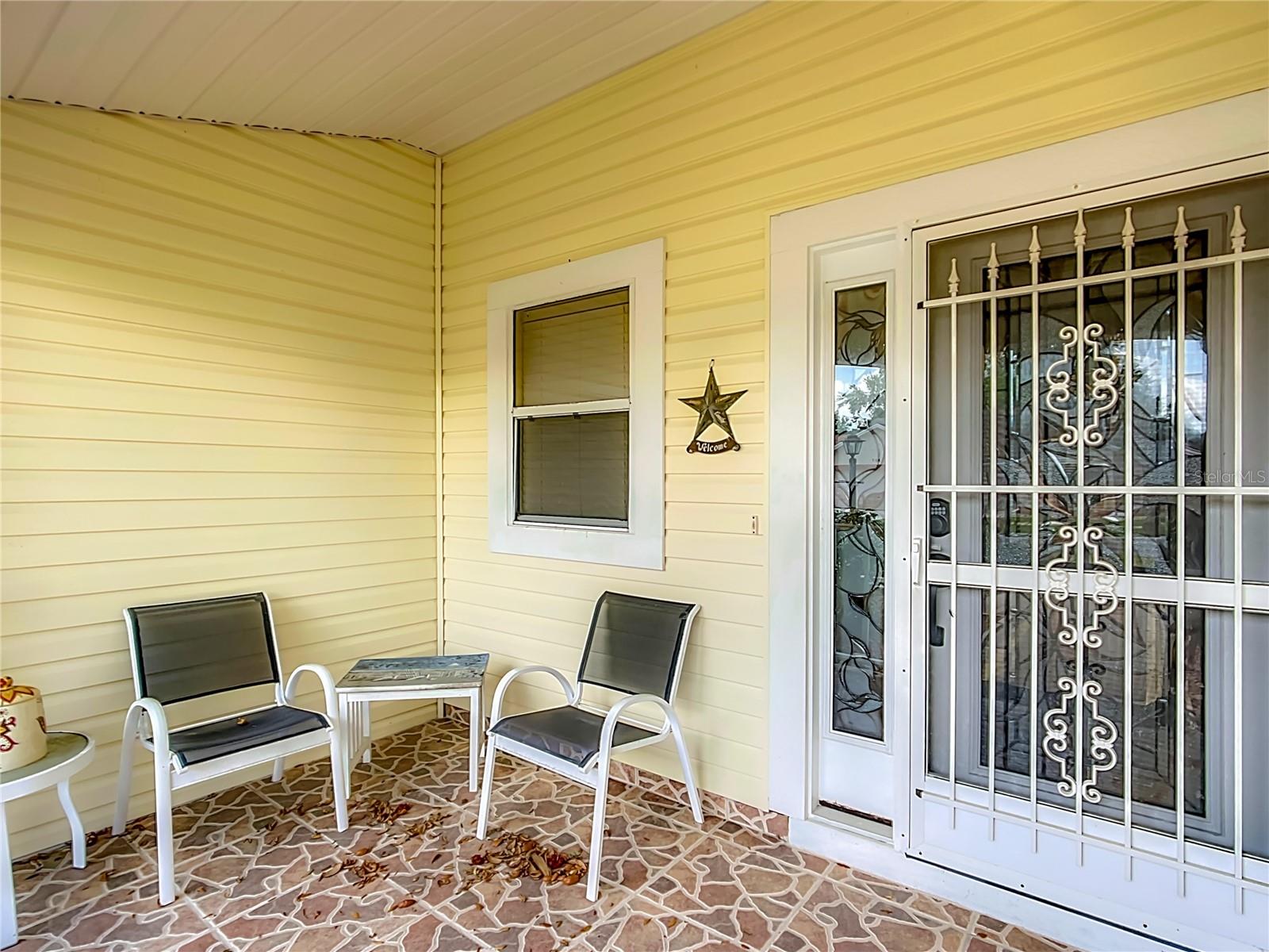 208 DESOTA CT, LADY LAKE, FL, 32159