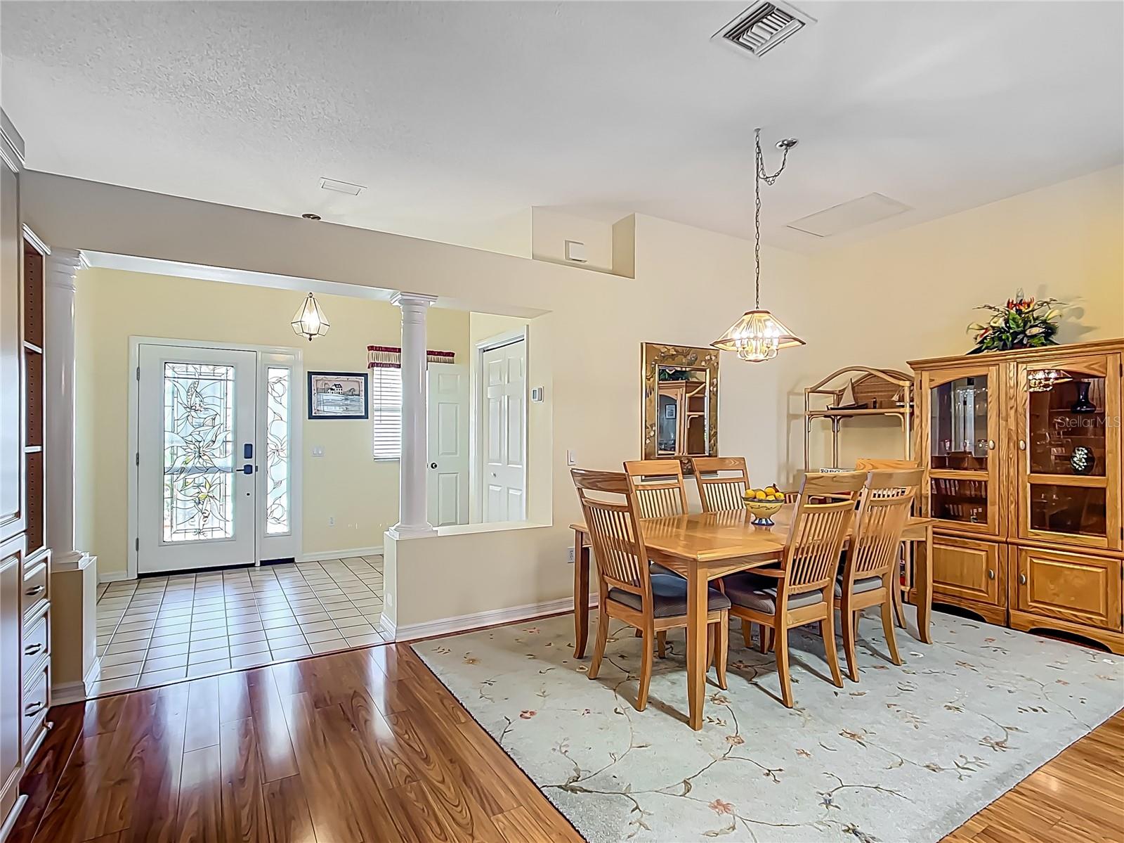 208 DESOTA CT, LADY LAKE, FL, 32159