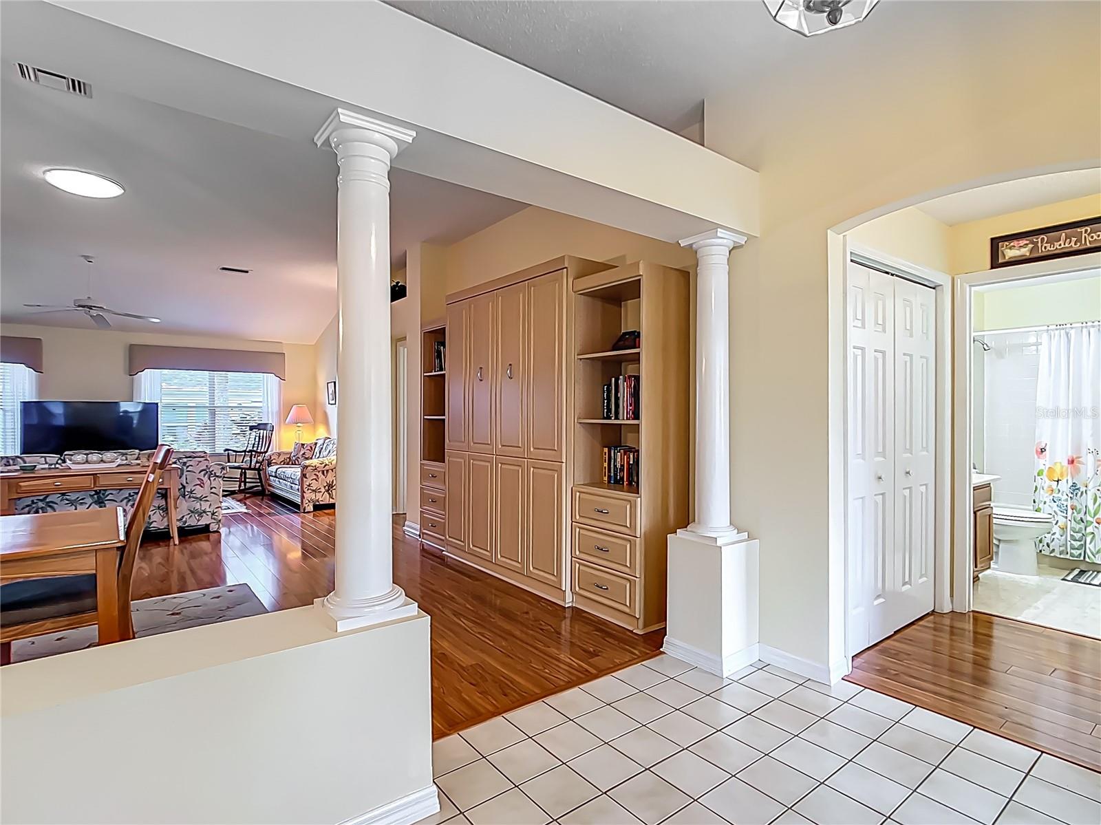 208 DESOTA CT, LADY LAKE, FL, 32159