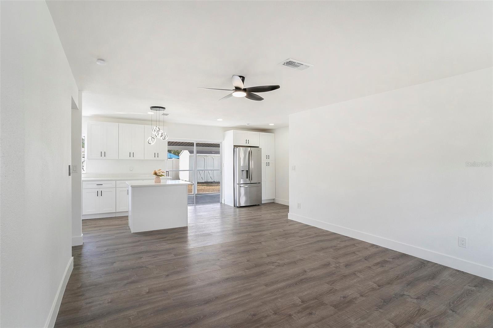 6016 AMBASSADOR DR, TAMPA, FL, 33615