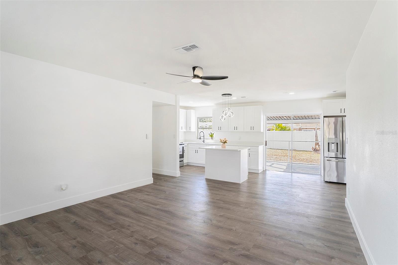 6016 AMBASSADOR DR, TAMPA, FL, 33615