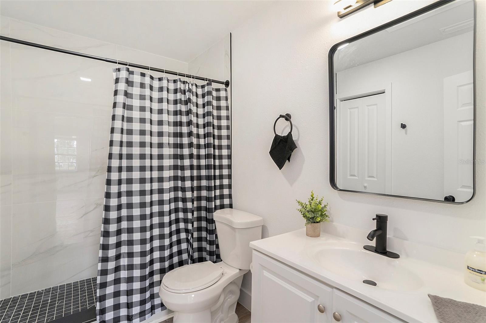 6016 AMBASSADOR DR, TAMPA, FL, 33615