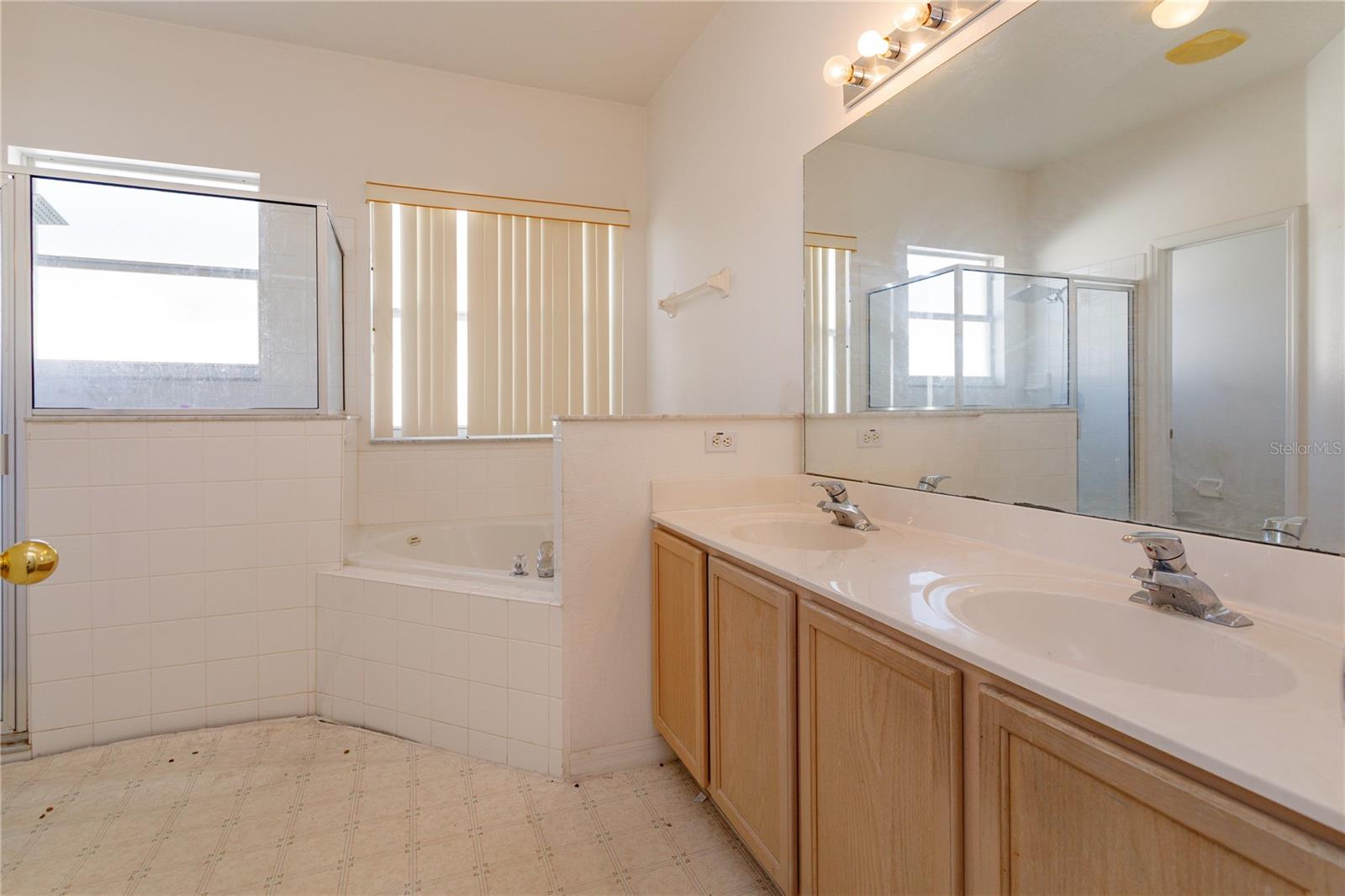 346 ALEGRIANO CT, KISSIMMEE, FL, 34758