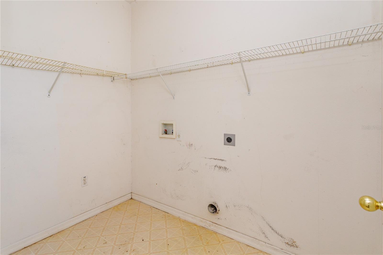 346 ALEGRIANO CT, KISSIMMEE, FL, 34758