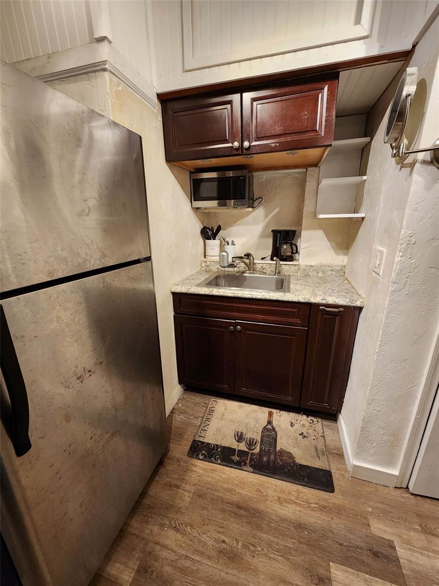 1825 HAWKINS CT, SARASOTA, FL, 34236