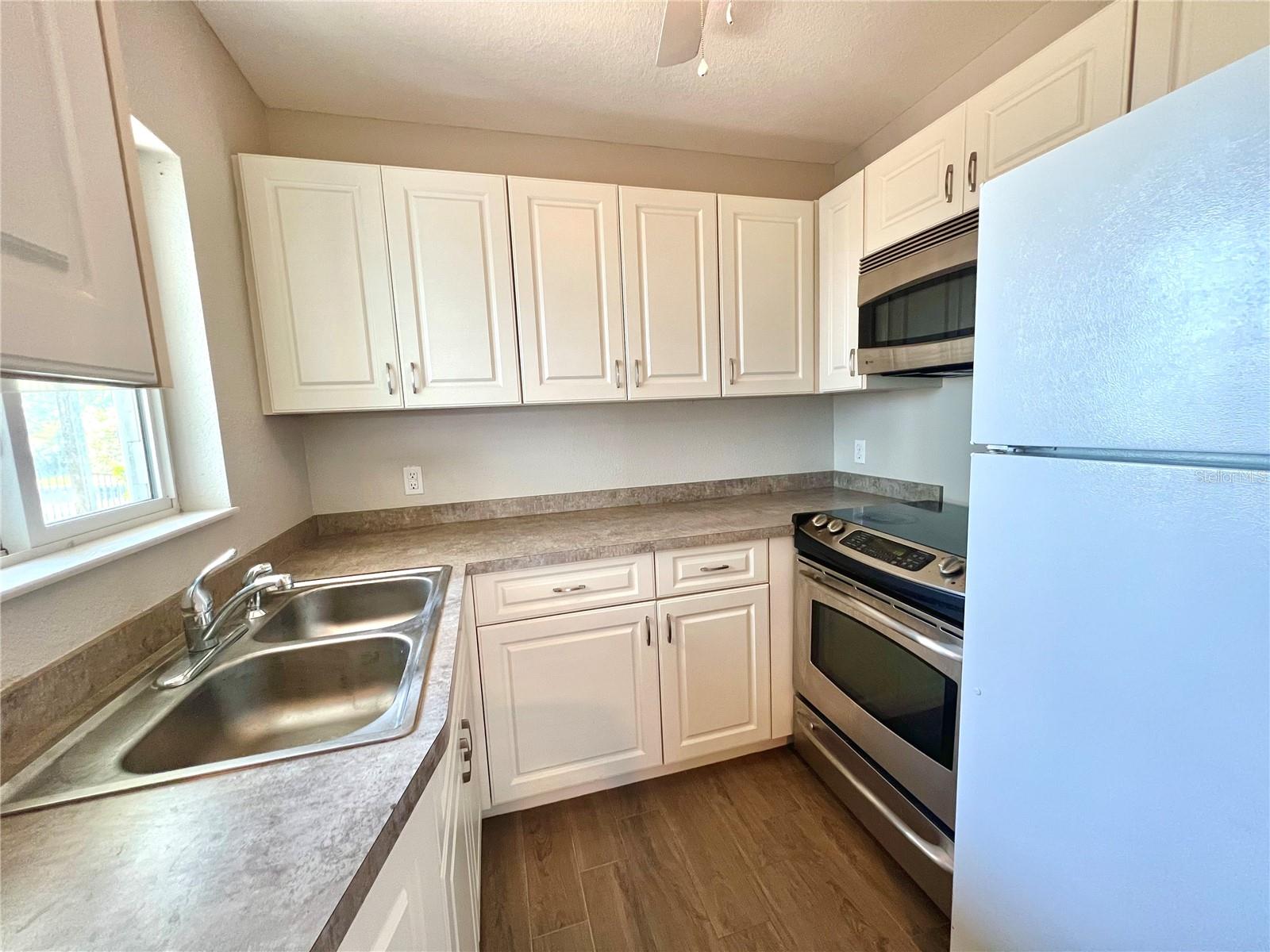 2802 W LK ELOISE DRIVE, WINTER HAVEN, FL, 33884