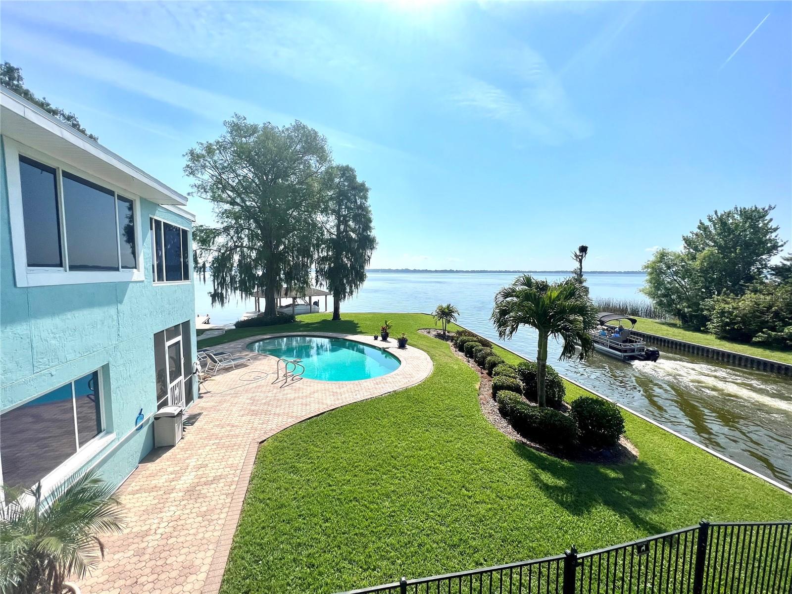 2802 W LK ELOISE DRIVE, WINTER HAVEN, FL, 33884