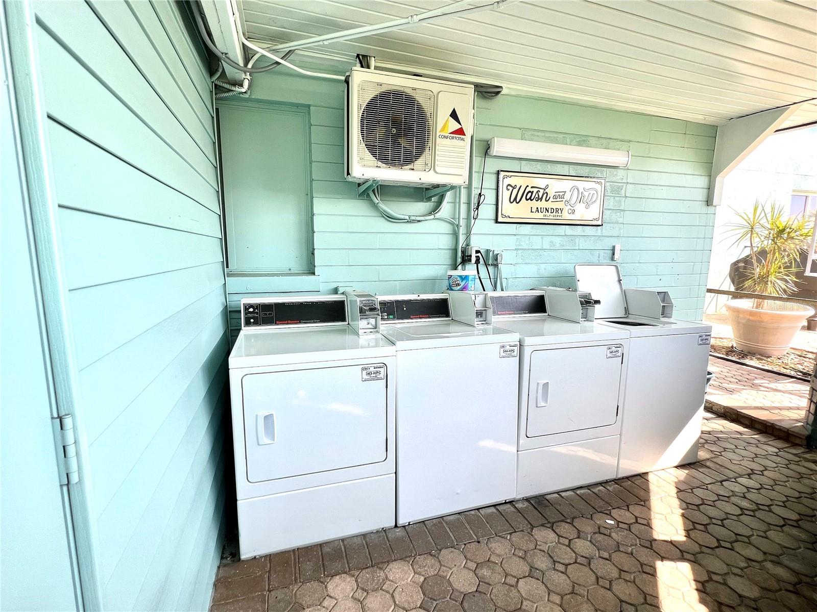 2802 W LK ELOISE DRIVE, WINTER HAVEN, FL, 33884