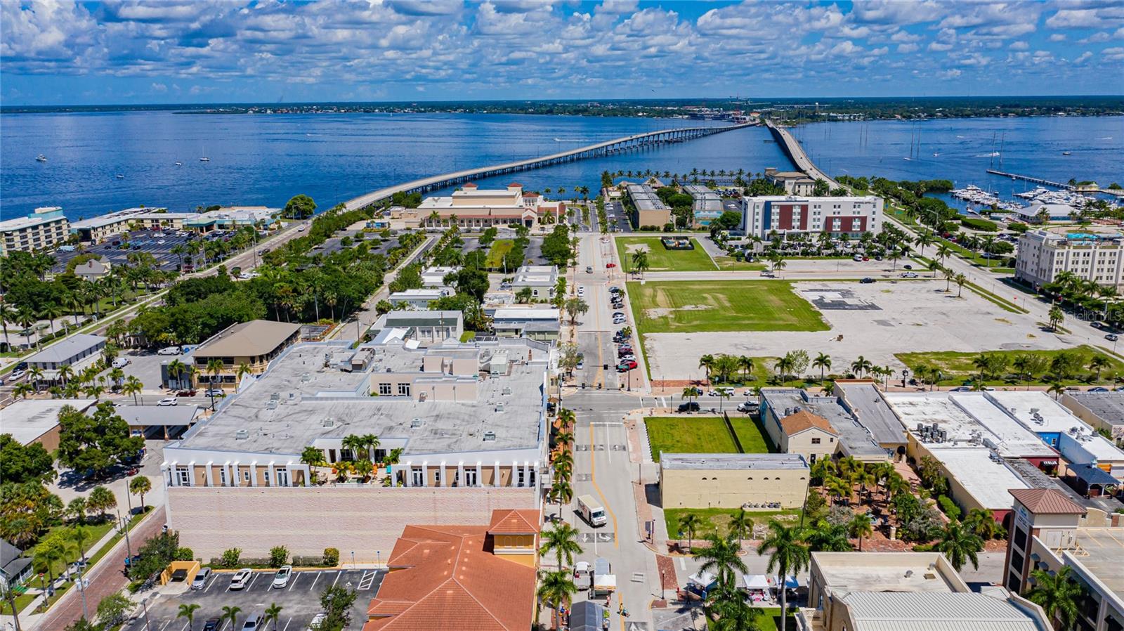 27409 MANDALAY DR, PUNTA GORDA, FL, 33955